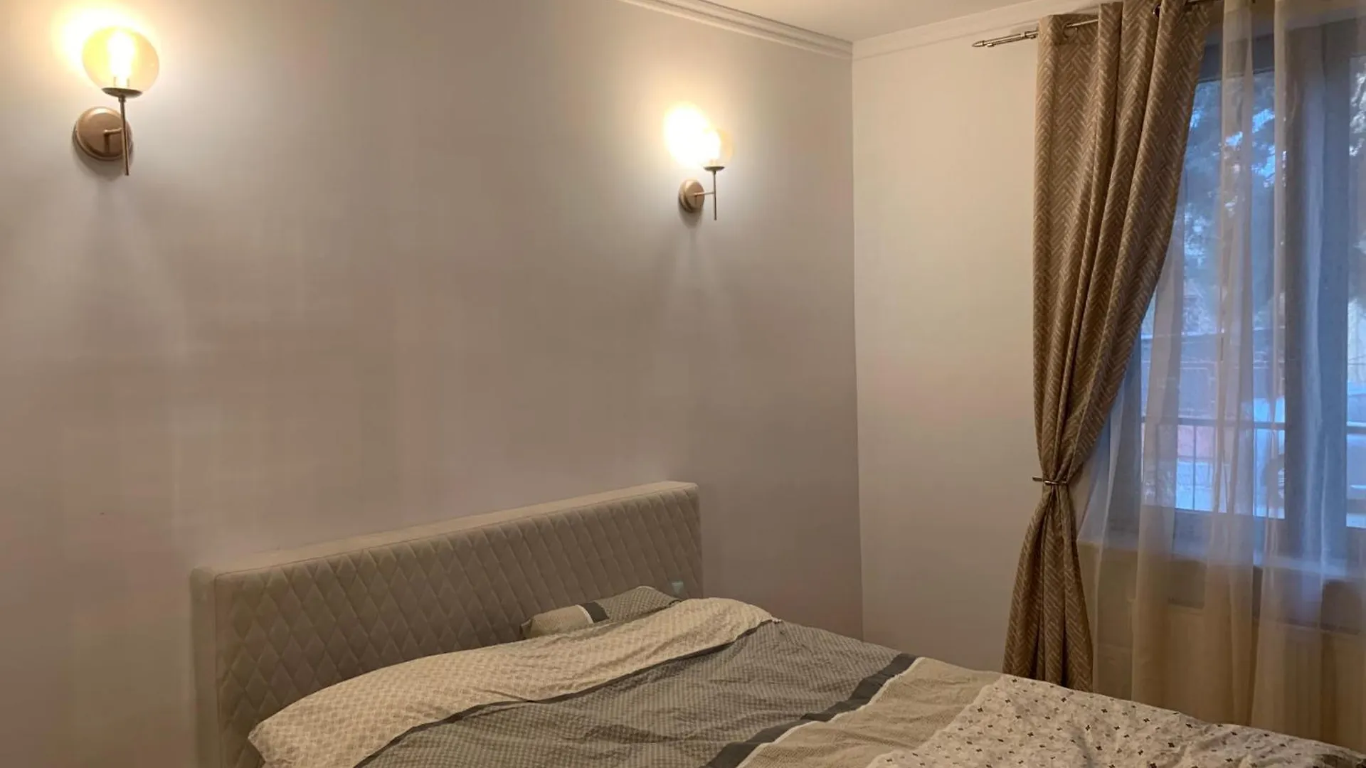 Semesterbostad National Arena House Villa Bukarest